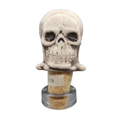 China Halloween Design Custom Shape Wine Bottle Cork Human Skeleton Human Skeleton Ceramic Wine Stopper For Halloween Party for sale