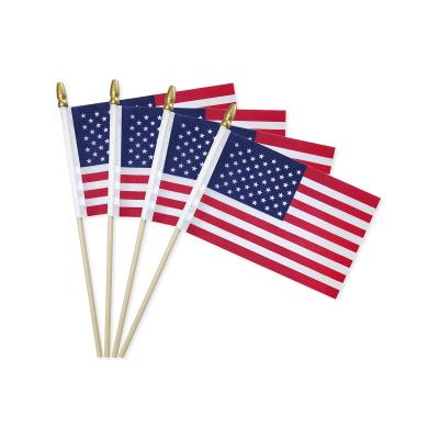 China NUOXIN Polyester American Hand Held Flags, 4th of July Decoration Wooden On Stick 6x4 Flags, 12 PCS USA National Country Flags for sale