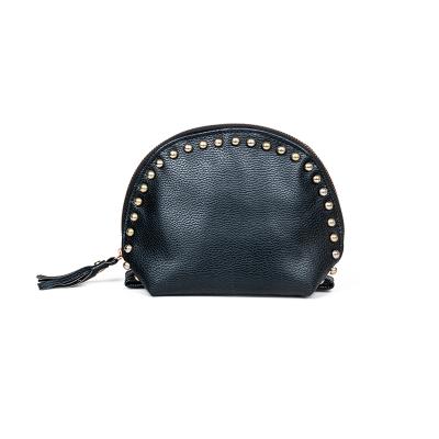 China New Arrival Universal Black PU Leather Bag Beauty Cosmetic Bag For Women With Rivet for sale