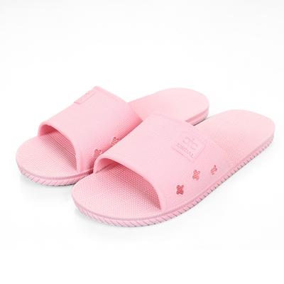 China 2021 Fashion Trend Hotel Bathroom Breathable Home Bedroom Slipper PVC Soft Slippers for sale