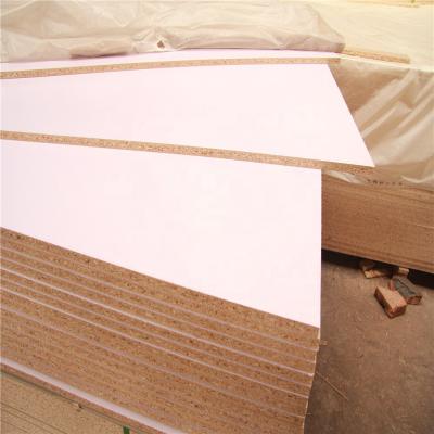 China Modern Wholesale 1220*2440mm Melamine Particleboard Particle Board For Wardrobe for sale