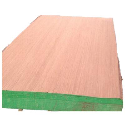 China Modern 4*8 Sliced ​​Reconditioned China Cut Keruing Veneer for sale