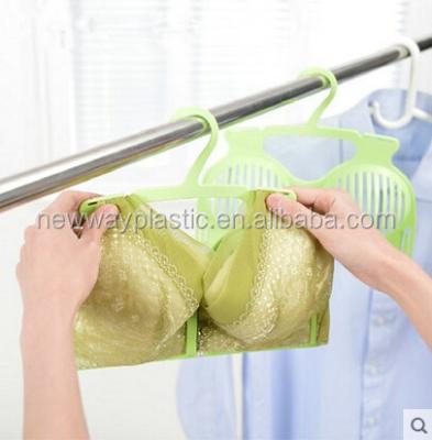 China Factory price adjustable plastic hangers, wholesale plastic bra hanger for sale