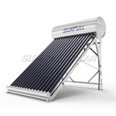 China New Type Outdoor Solar Water Heater With Strong Bracket for sale