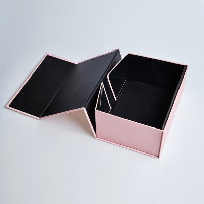 China Custom Black Pink Cardboard Paper Folding Magnetic Closure Box Cardboard Gift Box for sale