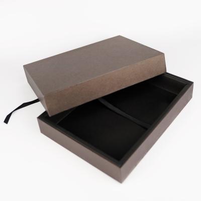 China Custom Gift Packaging Box Lid And Base Gift Box Recyclable Cardboard Box for sale