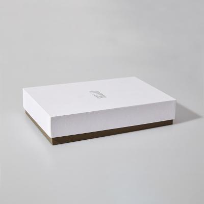 China Logotipo personalizado Cajas de regalo comerciales modernas con tapas Cajas de regalo para el Día de la Madre en venta