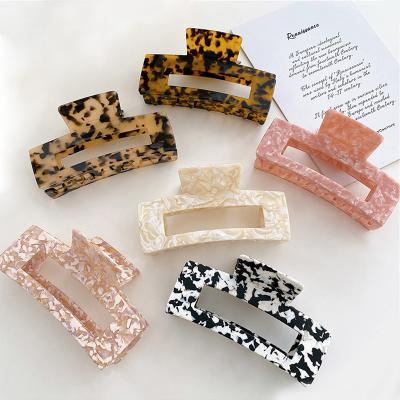 China Geometric Hair Clips Women and Girls Hair Claw Simple Clip Accessories Large for Girls Hair Accessories Vintage Hair Clips for sale