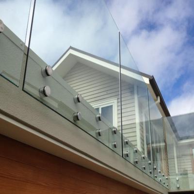 China Modern Economical Design Dead End Glass Fence Balustrade For Balcony / Staircase for sale