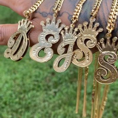 China TRENDY Custom Initial Letter Dish Jewelry Necklace Personalized Double Layer Necklace For Women for sale