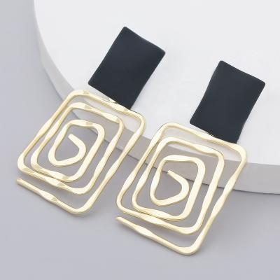 China TRENDY Korean Statement Acrylic Black Wood Drop Earrings For Women Fashion Jewelry Vintage Geometric Earring 2022 for sale