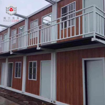 China Fast Construction Modular Container House 40hq Container Plywood Home Heating for sale