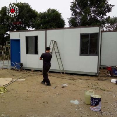 China cheap one luxury 20ft 40ft prefab container house 20ft prefab container house with toilet and kitchen for sale