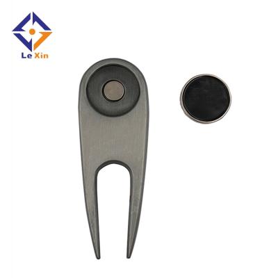 China OEM Golf Fork Divot Tool and Ball Marker Trendy Logo Golf Divot Pitch Fork Custom for sale