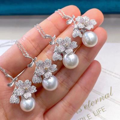 China Real Saltwater Flower Haiyang White Pearl Necklace Women's Sterling Silver Graceful Natural Pearl Necklace Great Gifts for sale