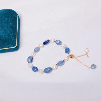 China Newest Graceful Freshwater Blue Crystal Bead Bracelet Gold Chain Jade Bracelet Healing With Charm for sale