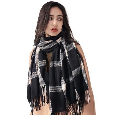 China Tartan Luxury Wholesale Neck Winter Women Warm Plaid Infinity Scarf for sale