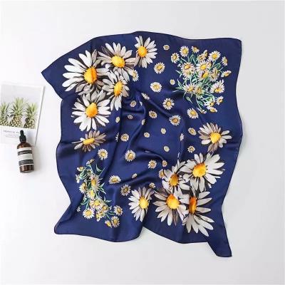 China Printing 2021 New Fashion Scarves 70cm Square Scarf Polyester Warm Scarves for sale