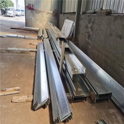 China Q235B Customized Galvanizing Steel Purlins With Zed/Cee Purlin And Girt Fabrication for sale