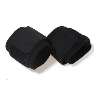 China Breathable Adjustable Sports Wraps Weightlifting Wrist Strap Elastic Wrist Support for sale