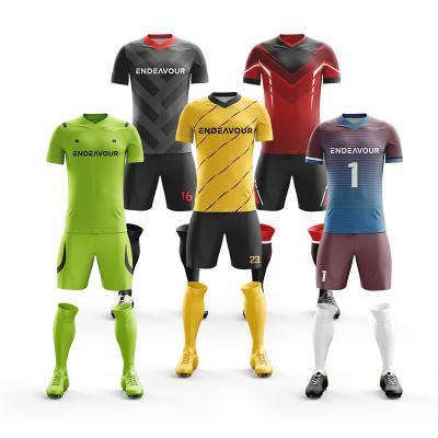 China Hot Sale Male Training Sets Football Wear Latest Design Football Uniform for sale