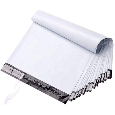 China Strong Adhesive Custom Bags Expanded Durability Universal Envelopes Shipping White Poly Mailers for sale