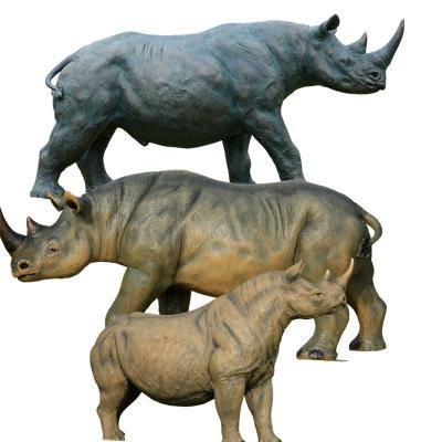 China Escultura animal da resina exterior do OEM/estátuas vivos rinoceronte da fibra de vidro à venda