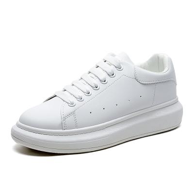 China Latest Styles Luxury Brand White Color Trainers Cushioning Sports Shoes For Men And Woman for sale