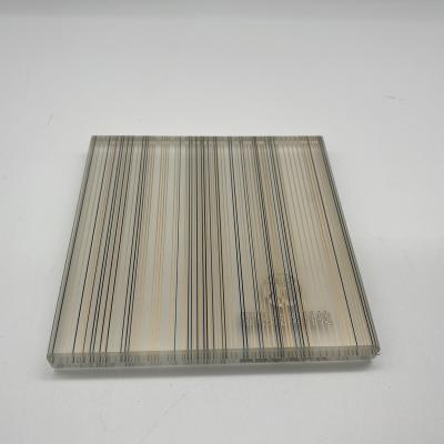 China Strong Safety 5mm, 6mm, 8mm, 10mm 12mm Tempered Clear Wire Mesh Laminated Glass Customized for sale