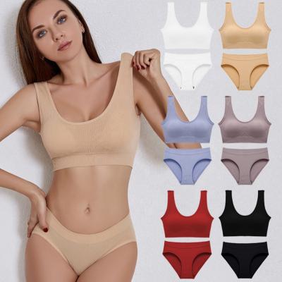 China Wholesale QUICK DRY 2pcs Seamless Bra And Brief Set Sexy Knit Underwear Lingerie Panties Comfortable Yoga Sports Suits For Women for sale