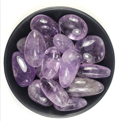 China Purpurroter Edelstein-Felsen-Quarz-roher Amethyst-Heilstein zu verkaufen