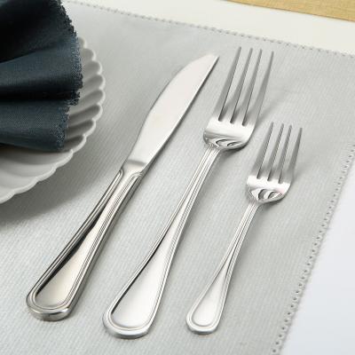 China Sustainable High Quality Stainless Steel Cutlery Set In Silver Color With Elegant Design for sale