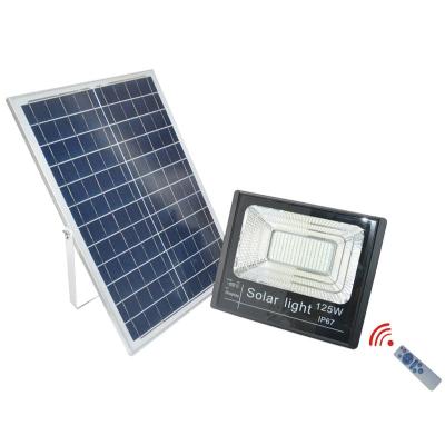 China 100w Outdoor Simple Economical Hot Selling LANDSCAPE Decoration Waterproof Solar IP67 Flood Light for sale