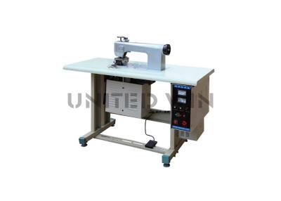 China Lace Ultrasonic Sewing Machine For Face Mask Stitching Machine Pressing Flower Patterns for sale