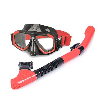 China New Waterproof Elastic Head Strap Silicone Mask And Snorkel Diving Gear Set With Two Color Frame Design for sale