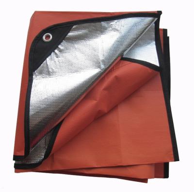 China waterproof polyethylene & Aluminum All Weather Outdoor Survival Blanket Emergency Sides Multipurpose Thermal Reflective Blanket for sale