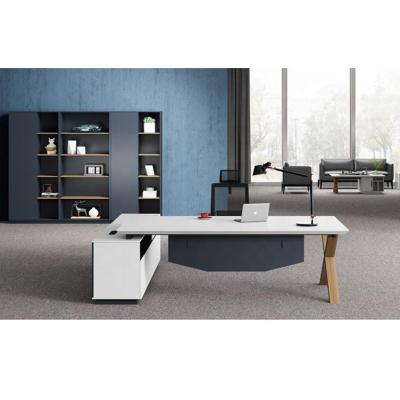 China Modern Office Furniture Modern Designs China Boss Desk White for sale