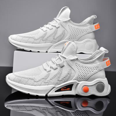 China 2022 Couple Mesh Men's And Women's Breathable Breathable Sports Running Casual Shoes for sale