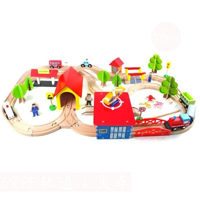 China Colorful/Safety/Environmental/Healthy 11011 Urban Rail 69pcs Train Overpass Combinations Wooden Track Toys Building Blocks for sale