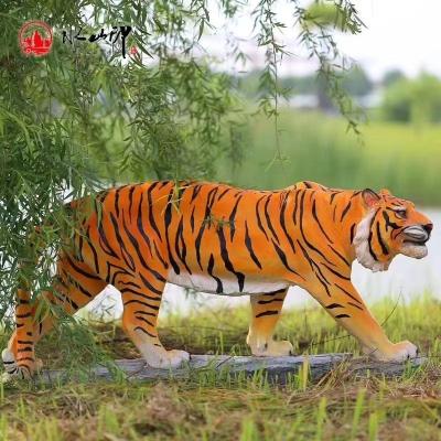 China Easy To Use Outdoor Garden Ornaments Molds Tiger Animals Large Animal Molds Silicone Concrete Sculptures Statue Molds for sale