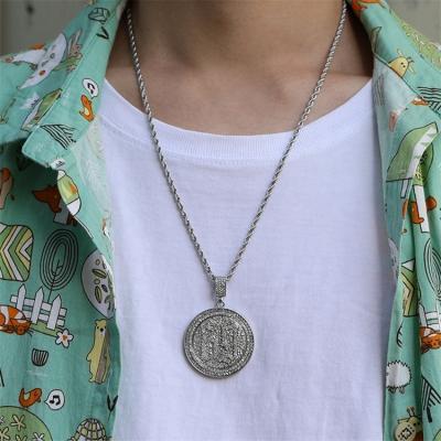 China Pendant Type Chain Type Hip Hop Necklace Geometry Men Cuban European Cuabn Necklace New Hip Hop Chain Design for sale