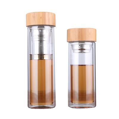 China Sustainable Fruit Infuser Double Wall Glass Tea 450ml Drinking Water Bottle for sale