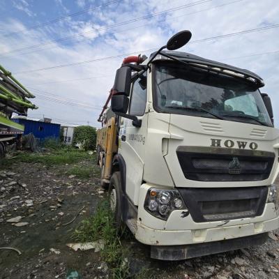 China Tubeless banden en 20 jaar erfenis 58 meter HOWO Nationale vijf vrachtwagen voor pakket Te koop