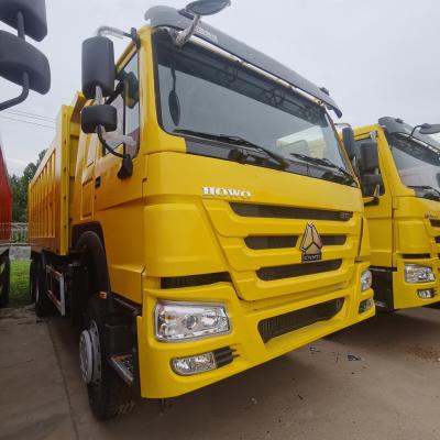 China Sinotruck Gebraucht-Dump-Truck mit hydraulischer Steuerung und Carbon-Stahl-Ladebüro zu verkaufen