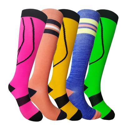 China Sporty Sublimation Nylon Printed Vacuum Compression Socks 15-20mmhg Compression Medical Socks For Women Men Circulation for sale