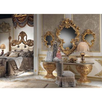 China European Solid Wood Solid Wood Dresser and Mirror Antique Gold Leaf Bedroom Vanity Set for sale