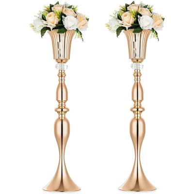 China Nordic Style Handmade Crystal Candlestick Table Decoration Center Wedding Candlesticks for sale