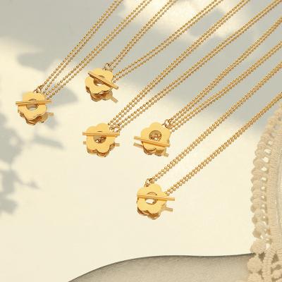 China Luxury Vintage Flower OT Buckle Necklace 18k Gold Plating Stainless Steel Flower Clavicle Necklace for sale