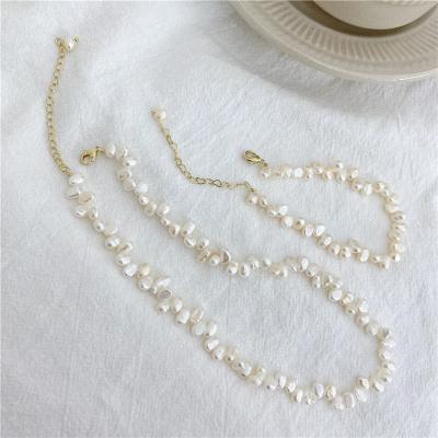 China High Quality Baroque Vintage Pearl Necklace 18k Gold Plated Freshwater Pearl Necklace Bracelet Jewelry Set For Women for sale