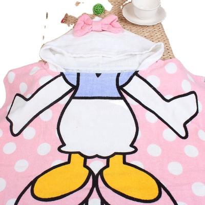 China Wholesale Hot Sale Kids Safe Cartoon Designs Cotton Bath Poncho Beach Poncho Cardboard Towel for sale